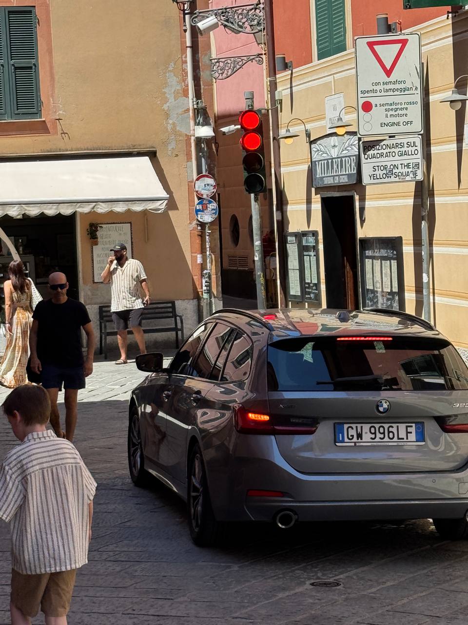 Умный светофор с ИИ: как решены проблемы движения в итальянском городе image preview